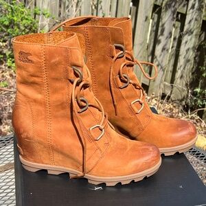 Sorel Joan of Arctic Wedge II size 11/42